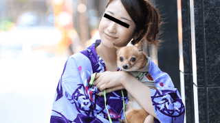 082423_01 – Người đẹp mặc yukata dắt chó đi dạo