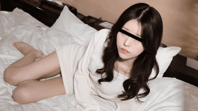 100524_01 - Em gái chân dài muốn làm người mẫu - yvhvqpnu.sbs