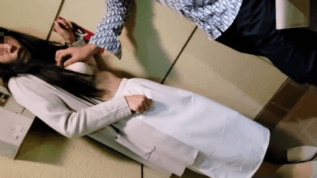 FC2_PPV_4584769 - Cô gái phải lấy thân trả nợ vì bị người tình phản bội - yvhvqpnu.sbs